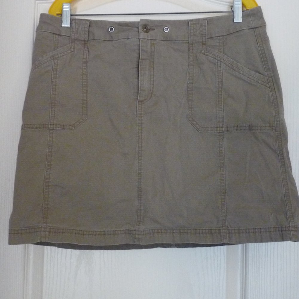 Christopher & Banks skort shorts skirt tan cotton size 14 waist 36 sport